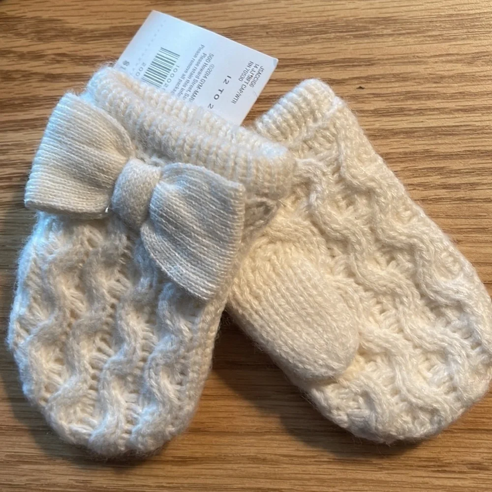 JANIE And Jack Ivory Bow Detail Mittens/Glove’s P/3/A1170